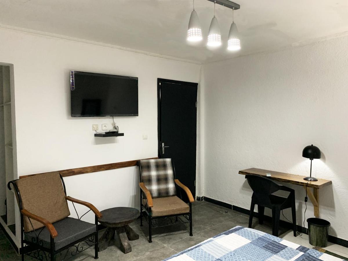 Hotel Blawa Abidjan Kültér fotó