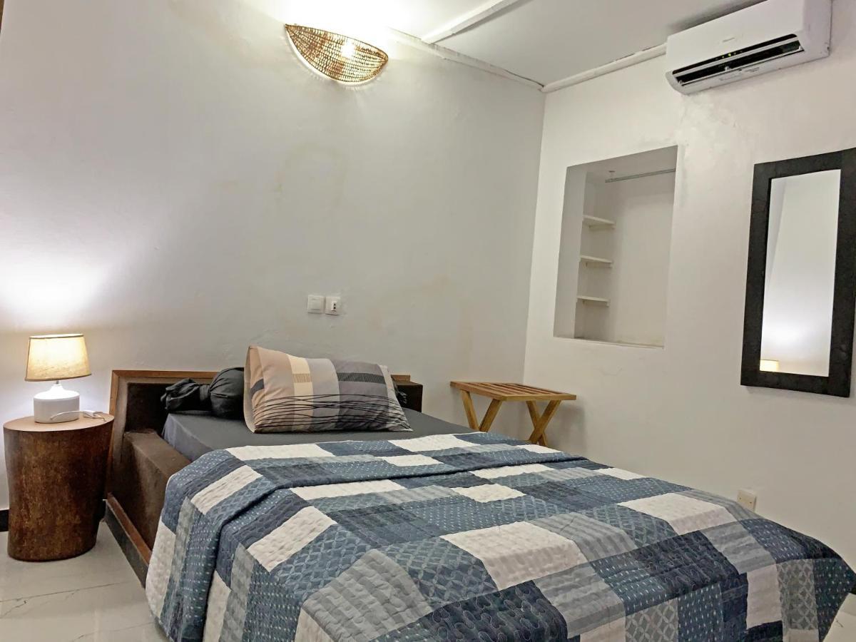 Hotel Blawa Abidjan Kültér fotó