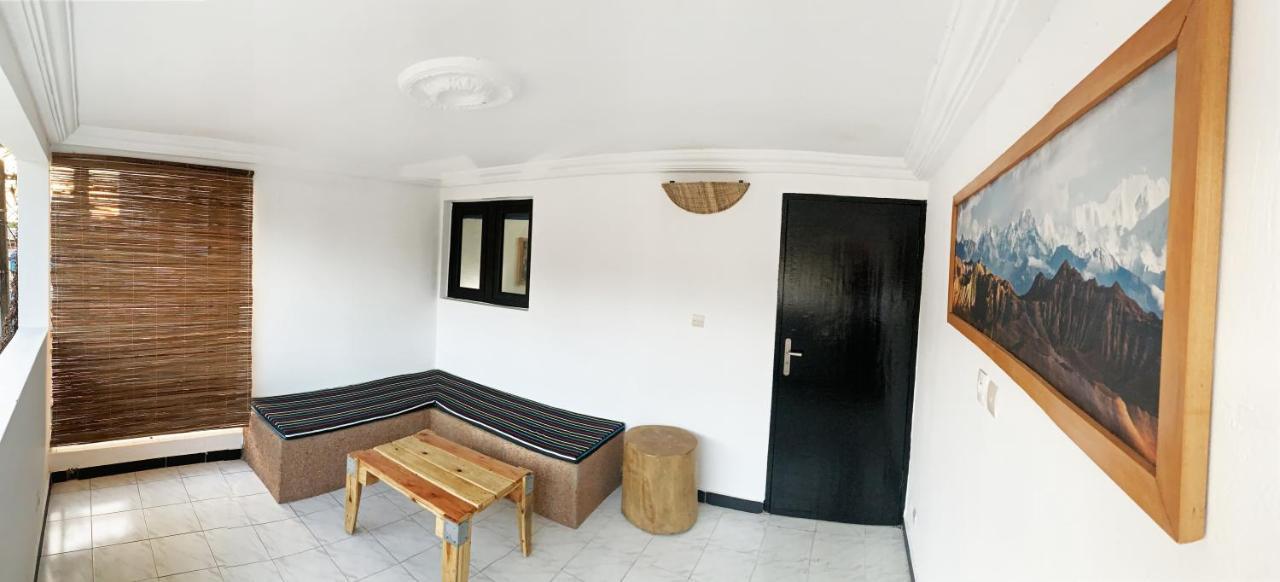 Hotel Blawa Abidjan Kültér fotó